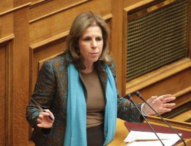 Στην Διάσκεψη των Σοσιαλδημοκρατικών και Σοσιαλιστικών Κοινοβουλευτικών Ομάδων της ΕΕ η Εύη Χριστοφιλοπούλου